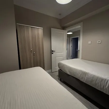 Baran House アパート *